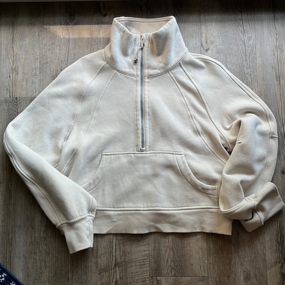 Lululemon Scuba Oversized Funnel Neck Half-Zip
White Opal XS/S